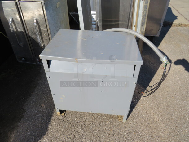 One WORKING Alto Sham Combi Smoker, With A 240-480 #Y120 Step Up Or Step Down Transformer And Disconnect. Model# 7.14ESI/SK. 440-480 Volt. 3 Phase. 44X40X34 - Image 6 of 6