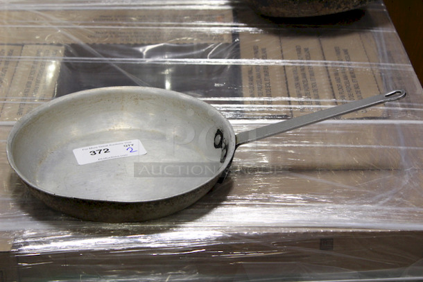 NICE! 12-3/4" Skillet. 2x Your Bid - Image 1 of 2
