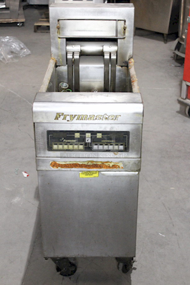 AMAZING! Frymaster RE1175C, 50lbs Vat On Commercial Casters. 208v/3ph/60hz 3 Wire. 155⁄8 in. W x 31 in. D x 453⁄8 in. H In Working Order.