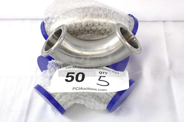 NEW-NEVER USED Glacier Tanks 90 Degree Elebow – 1-1/2” Tri-Clamp Connection. 3A Certified SS304 Stainless Steel. 3-3/4” x 1.998 x 3-3/4. 5x Your Bid - Image 1 of 3