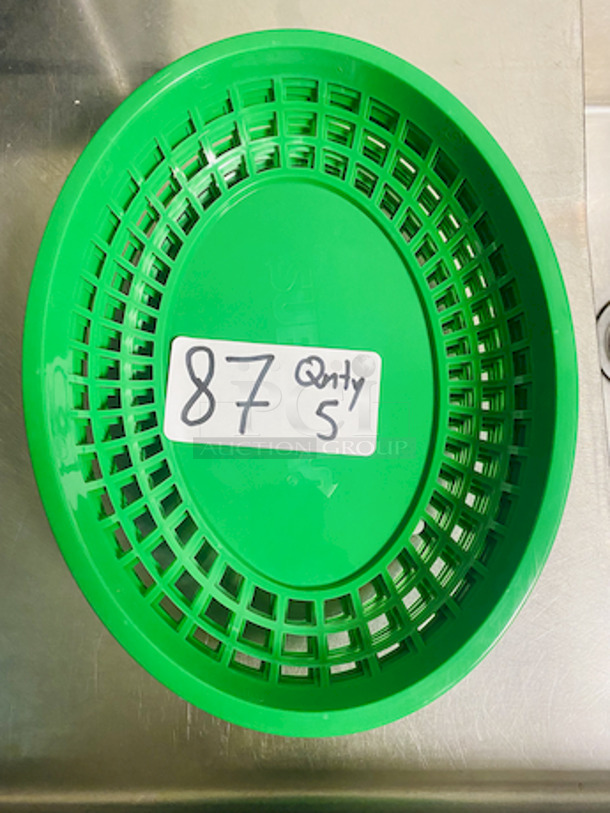 NICE. Like New, Plastic Green Baskets.
9x12x1-7/8

5x Your Bid