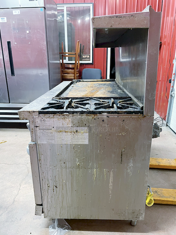 SUPER! Atosa ATO-48G2B 60″ Gas Range With a 48” Griddle Top [3/4" Thick Plate], 2 Open Range Burners And 2 Ovens, Natural Gas. (2) Top Burners: 25,000 BTU, Griddle: 27,000 BTU and 2 Oven Burners: 27,000 BTU - Oven temperature range between 175°F to 550°F - Image 2 of 6
