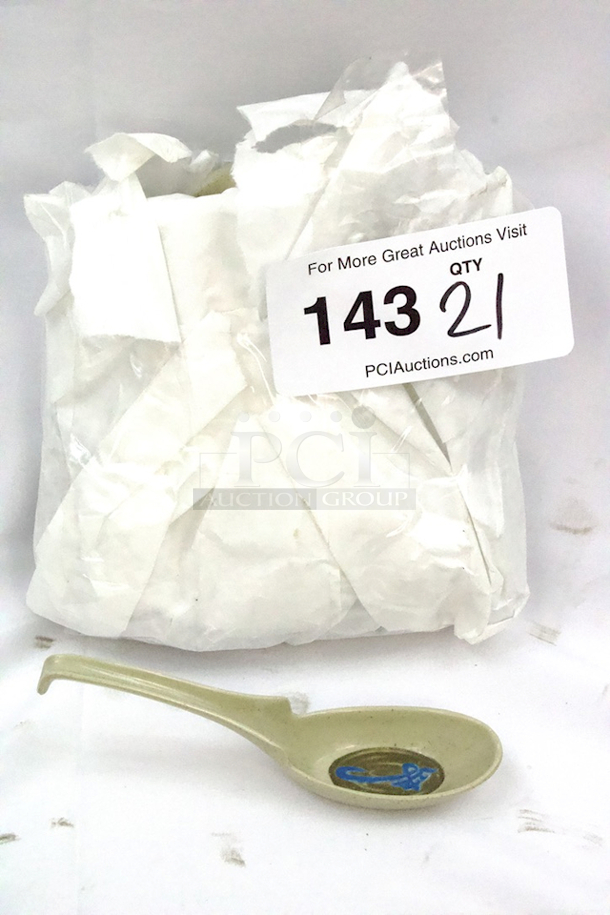AUTHENTIC! Thunder Group 7100J Traditional  Wei 1 oz. Melamine Soup Spoon With Hooked End. 21x Your Bid - Image 7 of 7