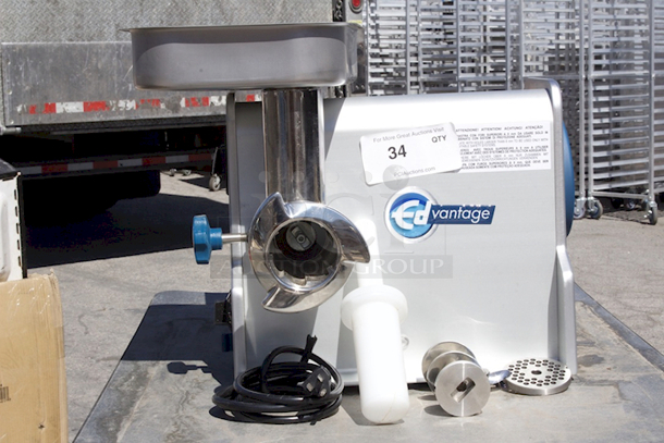 BRAND NEW SCRATCH & DENT! Edlund Edvantage EDVG-12SS #12 Electric Meat Grinder With Stainless Steel Components - 120V; 1/2 hp - Cord Needs To Be Re-Attached.  - Image 3 of 10