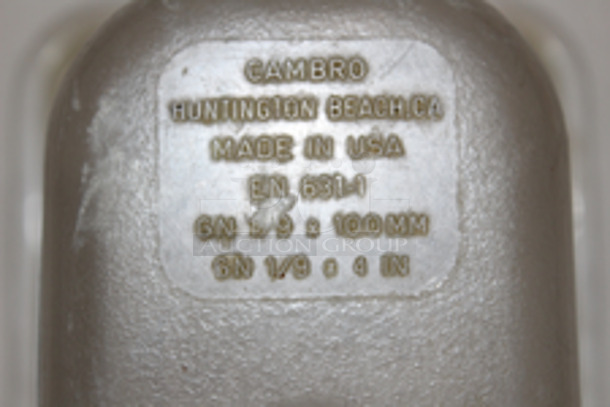 Cambro Camware 94CW 1/9 Pans, 4” Deep.
41⁄4" x 615⁄16"x4”
4x Your Bid
 - Image 4 of 4