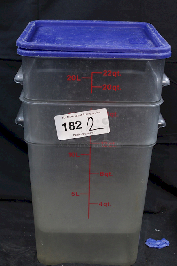 COMPLETE SET! 2 Polycarbonate 22qt Containers With Lids 2x Your Bid - Image 1 of 2