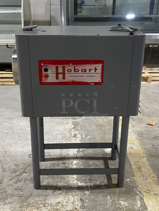 Hobart 4152 Commercial Heavy Duty 7.HP High Capacity Meat Grinder, 220V, 3 Phase (Machine Only)
Tested works  - Image 1 of 5