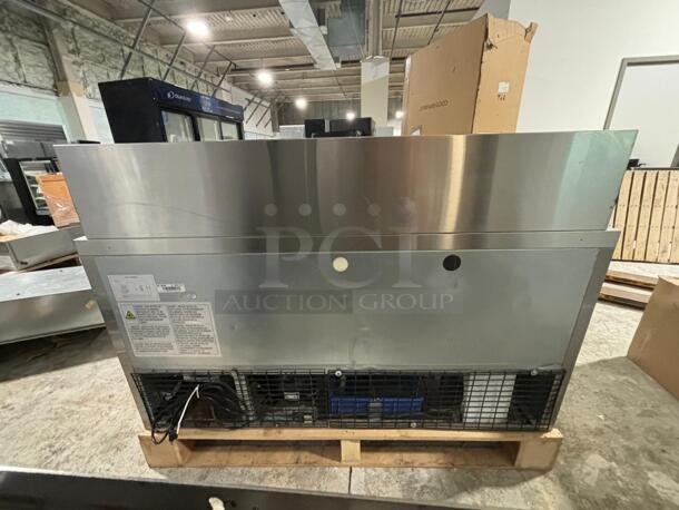 Brand New Scratch & Dent DSP60 2-Door Commercial Food Prep Table Refrigerator in Stainless Steel - Image 3 of 5
