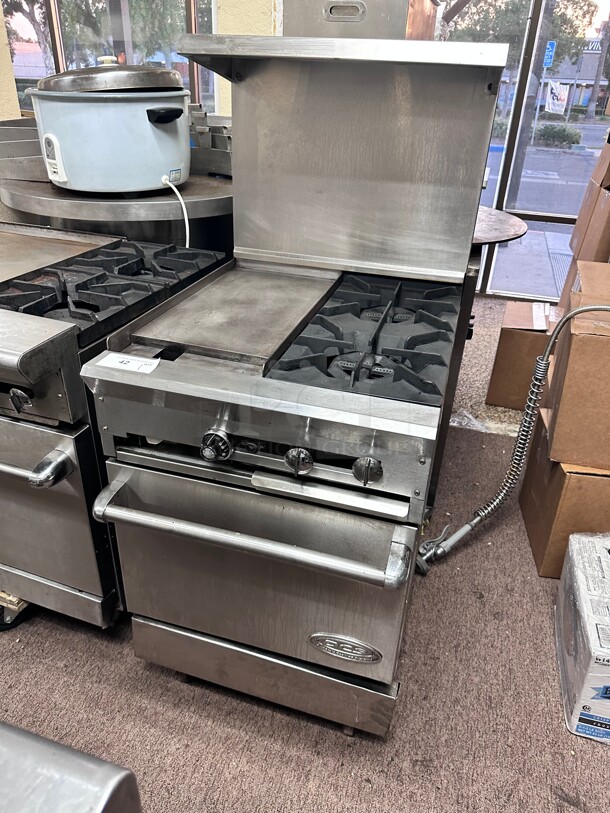 Certified Working DCS  24 inch 2 Burner Gas Range w/ 12 inch Griddle & Standard Oven, Natural Gas NSF - Image 2 of 8