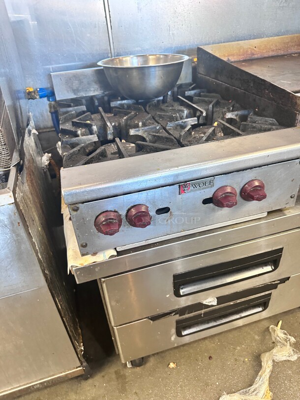 Working Wolf AHP424 24 inch Gas Hotplate w/ (4) Burners & Manual Controls, Natural Gas - Image 1 of 6