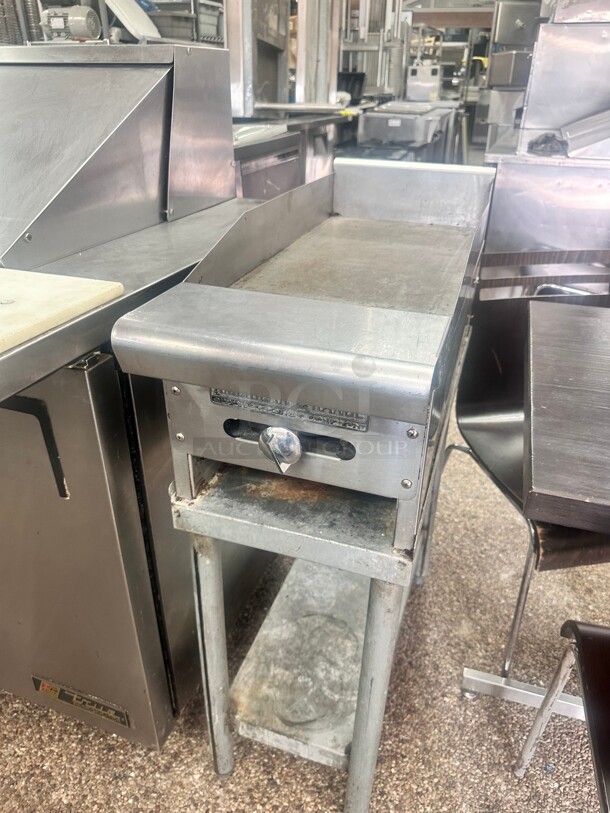 Fully Refurbished American Range 12" Gas Griddle Tested and Working!  - Image 2 of 7