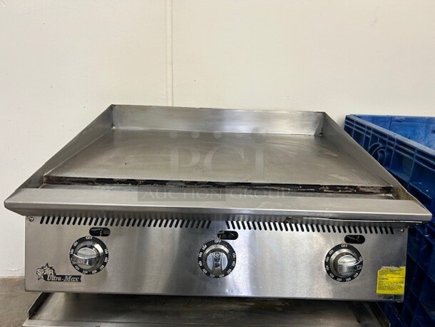 Star 636TF 36 inch Gas Griddle w/ Thermostatic Controls - 1 inch Steel Plate, Working - Image 5 of 8