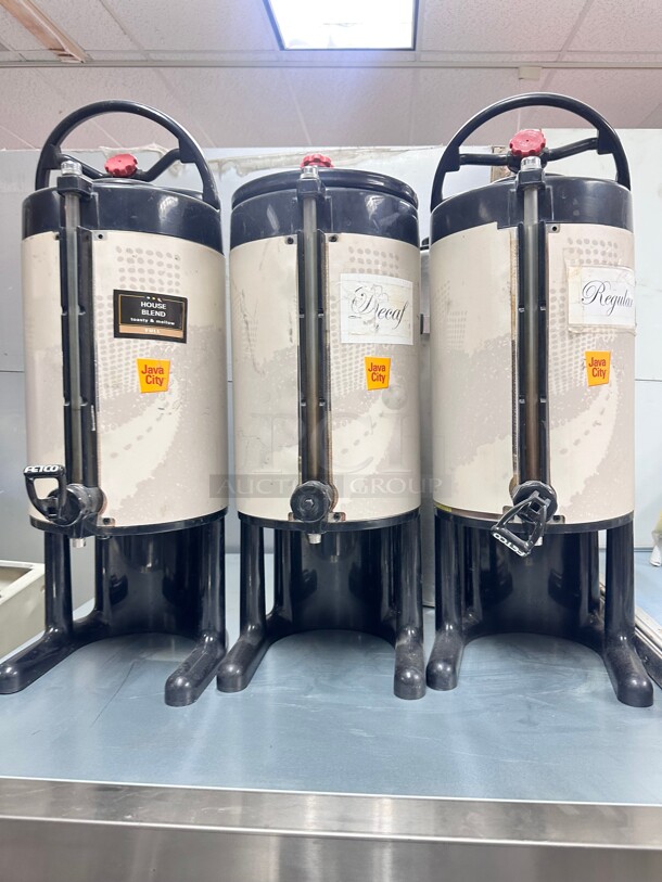 Fetco  1.5 Gallon Thermal Dispenser - Image 1 of 7