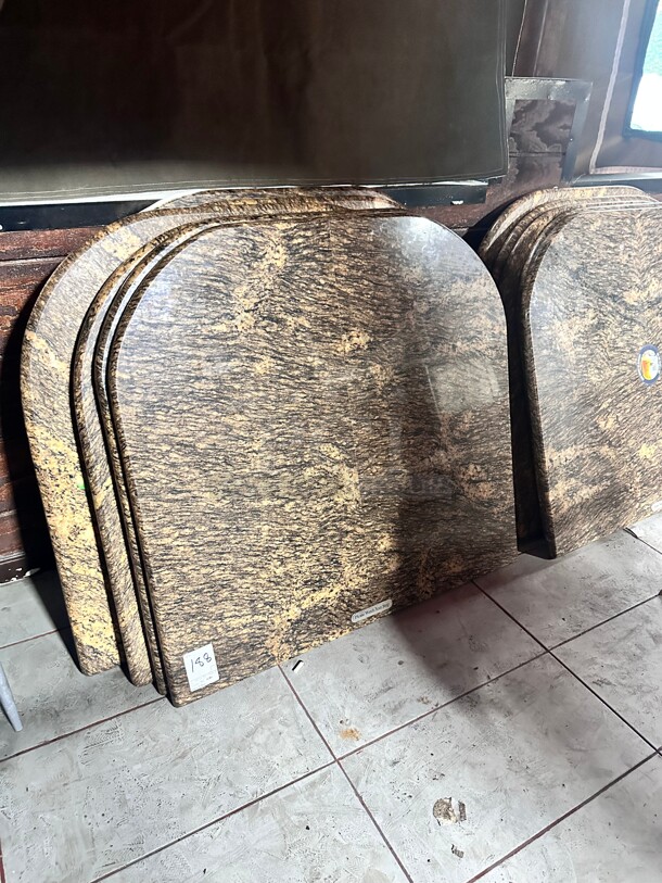 Granit Table 40 inch X 38 inch  - Image 3 of 7