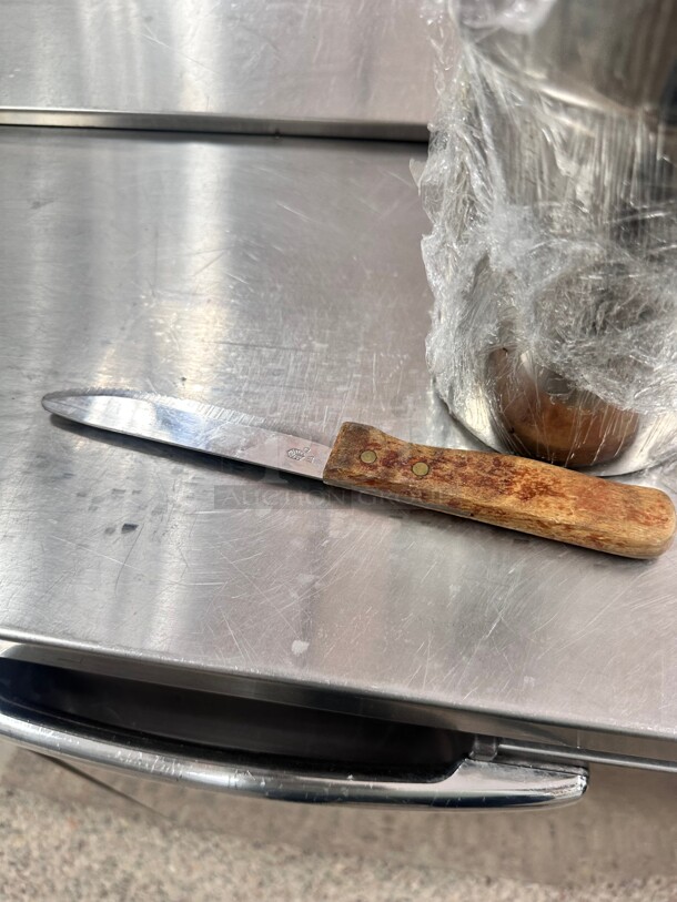 One Lot Of Steak Knifes - Image 1 of 5