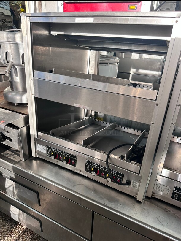 New Merco Savory 2TSW-2624 38 Inch Pass Through Countertop Warmer Merchandiser 120 Volt Tested and Working - Image 4 of 6