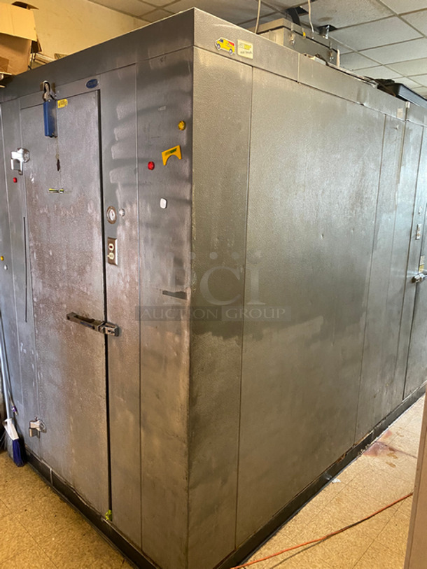 NorLake Commercial Walk-In Cooler! With Floor And With Remote Compressor! Model: RCPB075DCACOND SN: 02041011 208/230V 60HZ 1 Phase
