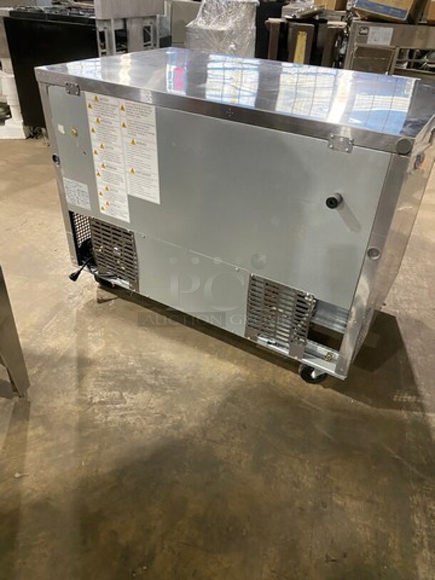 Turbo Air Commercial 2 Door Lowboy/Worktop Freezer! All Stainless Steel! On Casters! Model: MUF48N SN: H2KMU4FEY1484 115V 60HZ 1 Phase - Image 4 of 6