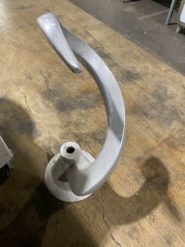 NICE! Hobart Commercial Floor Style 80QT Planetary Mixer! With Mixing Bowl! With Spiral Hook Attachment! Model: M802 SN: 1872385 220V 60HZ 3 Phase! Working When Removed! - Image 8 of 9
