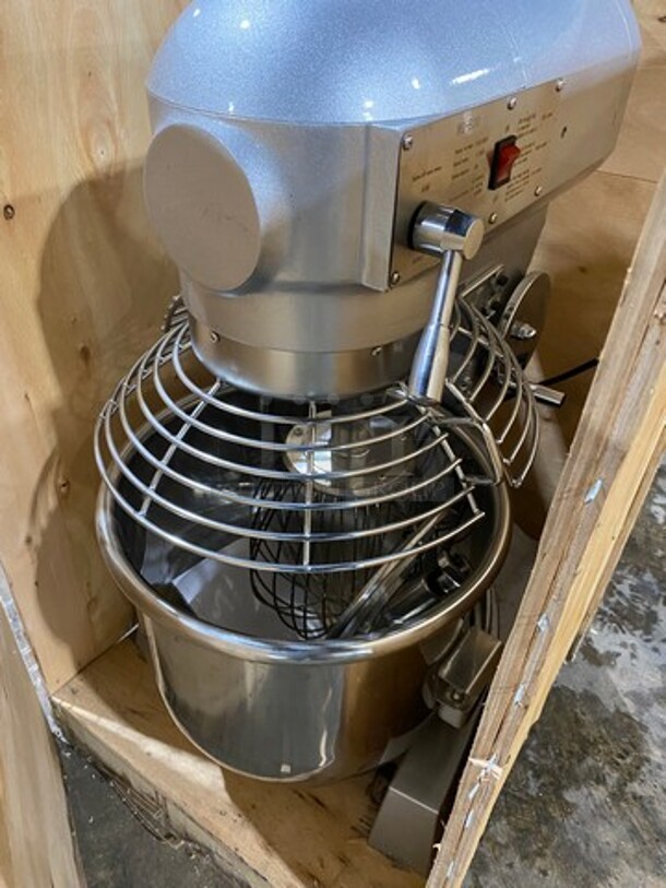AWESOME! BRAND NEW! IN THE CRATE! Commercial Planetary Mixer! With Whisk, Paddle And Spiral Hook Attachment! With Mixing Bowl And Bowl Guard! Stainless Steel! Model: WGB30 110V - Image 9 of 10