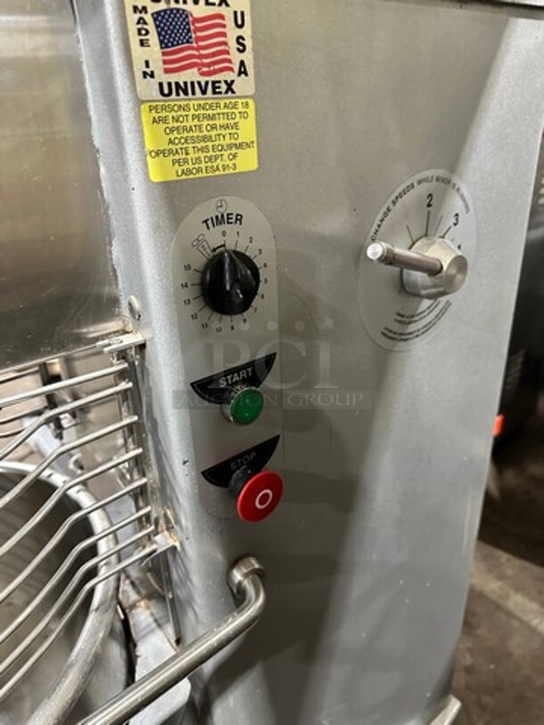 NICE! Univex Commercial 30 Quart Planetary Mixer! With Mixing Bowl And Guard! With Paddle Attachment! WORKING WHEN REMOVED! Model: SRM30 SN: M08020154 115V 60HZ 1 Phase - Image 8 of 10