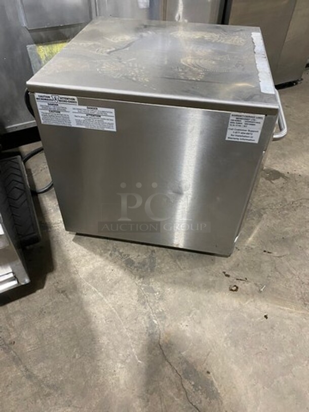 Merrychef Commercial Countertop Rapid Cook Oven! With Digital Touch Controls! With Oven Paddle! All Stainless Steel! Model: EIKONE4 SN: 1303213090094 208/240V - Image 3 of 8