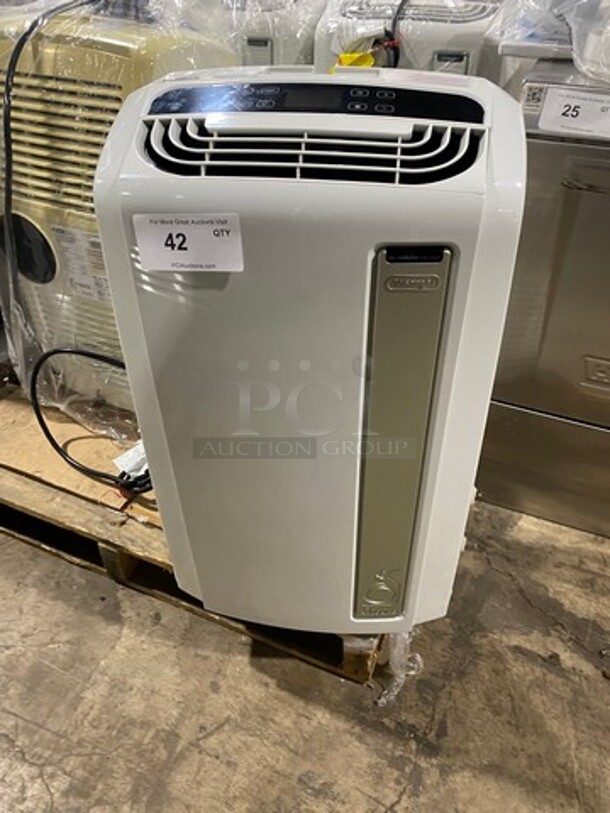NEW! OUT OF THE BOX! SCRATCH-N-DENT! DeLonghi Portable Air Conditioner, Dehumidifier Fan With Heater Unit! 14,000 BTU! Model: PACAN140HPEW 115V - Image 1 of 7