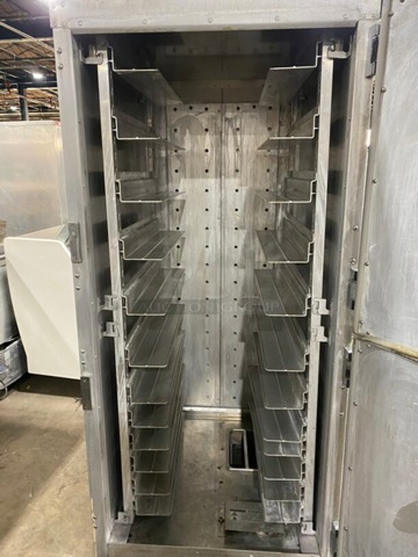 Metro Commercial Heated Holding Cabinet/ Food Warmer! All Stainless Steel! On Casters! Model: CC5953A 120V - Image 6 of 8