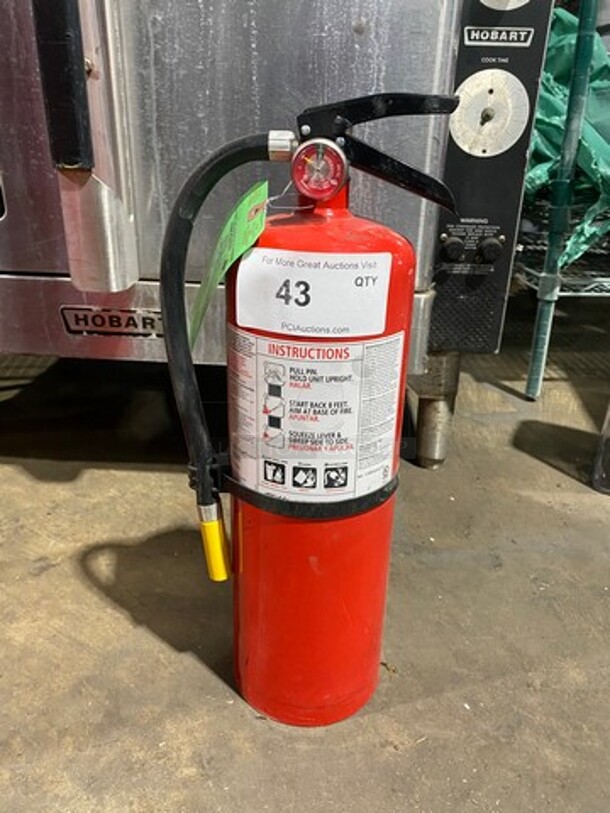 Commercial Fire Extinguisher! NOT AVAILABLE FOR SHIPPING! - Image 1 of 4