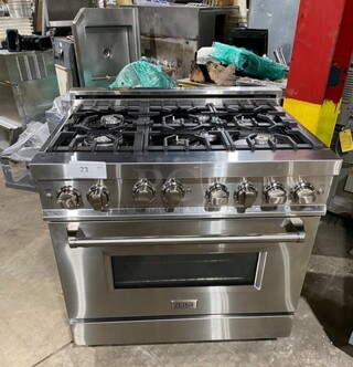 2021 Zline Gas Powered 6 Burner Stove! With Oven Underneath! Stainless Steel! MODEL RG36 SN:RG36GE21110321-03