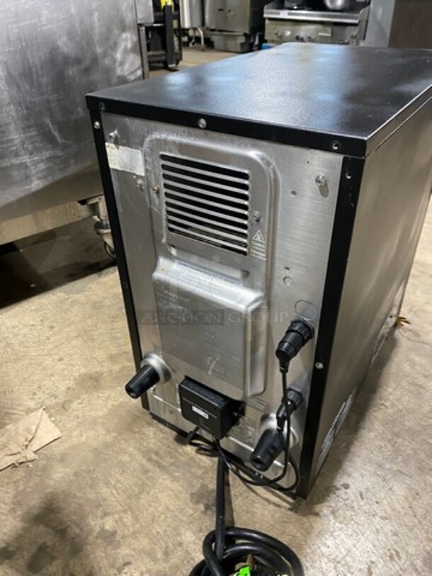 MERRYCHEF NICE! LATE MODEL! Countertop Rapid Cook Turbo Oven!   Model Eikone2S! 208/240V 1 Phase! - Image 4 of 9