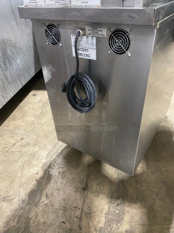 NICE! Carter Hoffmann Commercial Electric Powered 6 Drawer Crisp-N-Hold Station! All Stainless Steel! On Small Casters! Model: VCNH2W3SN2 SN: 012017629733 120V 60HZ 1 Phase! Working When Removed! - Image 3 of 8