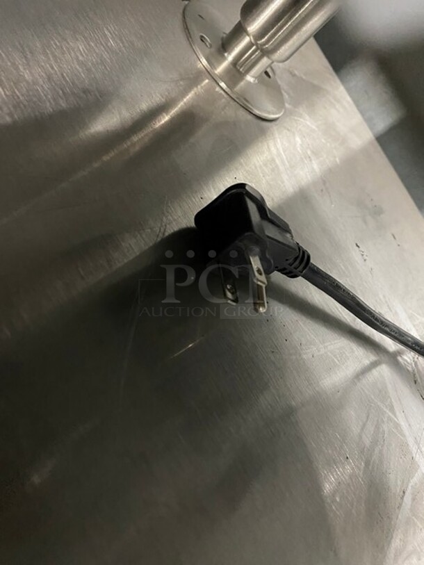 WOW! NEW! Silver King Commercial Countertop Refrigerated Milk Dispenser! Stainless Steel Body! On Legs! Model: SKMAJ1CAM3 SN: FMDP201168A 230V - Image 9 of 9