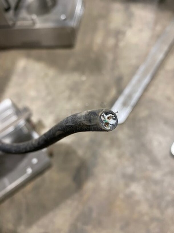 Globe Commercial Countertop Meat/Deli Slicer! All Stainless Steel! - Image 10 of 10