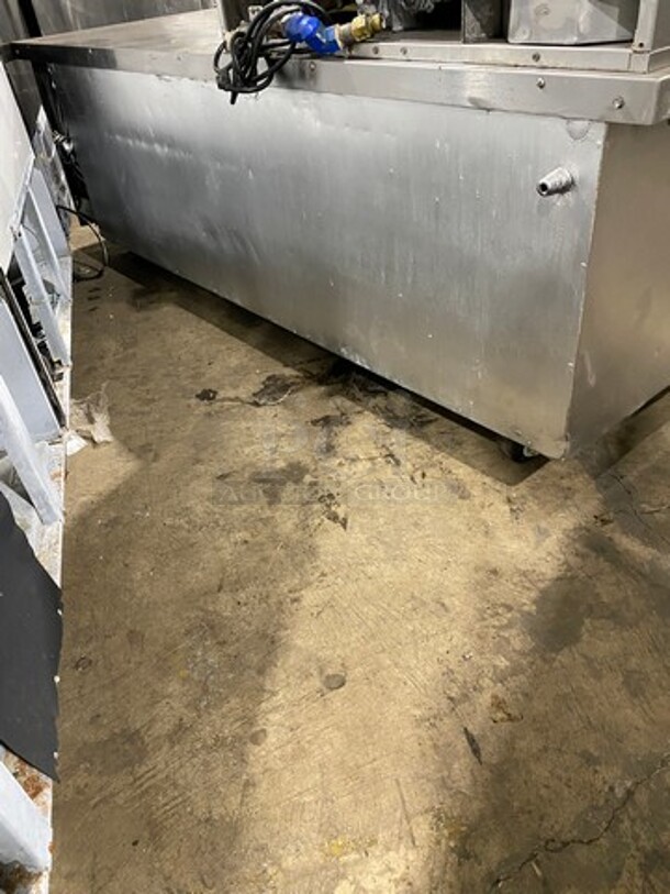 WOW! Silver King Commercial Refrigerated Chef Base! With 4 Drawer Storage Space! All Stainless Steel! On Casters! WORKING WHEN REMOVED! Model: SKRCB84H SN: SAJM82804A 115V 60HZ 1 Phase - Image 4 of 8