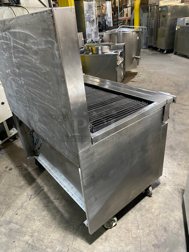 WOW! Jade Range Natural Gas Powered Char Broiler Grill! With Underneath Shelf Storage! With Raised Back Splash! All Stainless Steel! On Casters! - Image 3 of 10