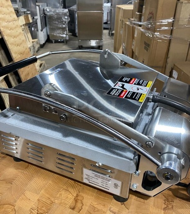 NEW! Star Countertop Two Sided Panini Grill! Stainless Steel! MODEL 9DPST14 SN:PST140922A0016 120V! Working! - Image 7 of 8