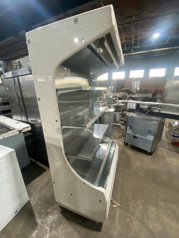 Turbo Air Commercial Refrigerated Open Grab-N-Go Case Merchandiser! With Clear Sides! Stainless Steel Body! Model: TOM40 SN: OM40003051 60HZ 1 Phase - Image 4 of 8