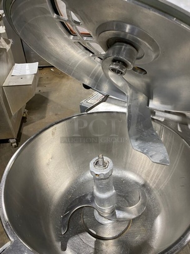 WOW! Hobart Commercial Heavy Duty VCM Vertical Cutter/Mixer/Mincer! All Stainless Steel! Model: VCM40E SN: U1841 220V 60HZ 3 Phase - Image 6 of 9