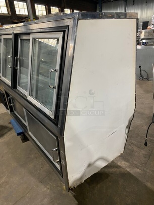 S & V Commercial Refrigerated Deli/Bakery Display Case! With Slanted Front Glass! With Sliding Glass Rear Access Doors! Model: DEL8SC SN: E1997150 115V 60HZ 1 Phase - Image 3 of 10