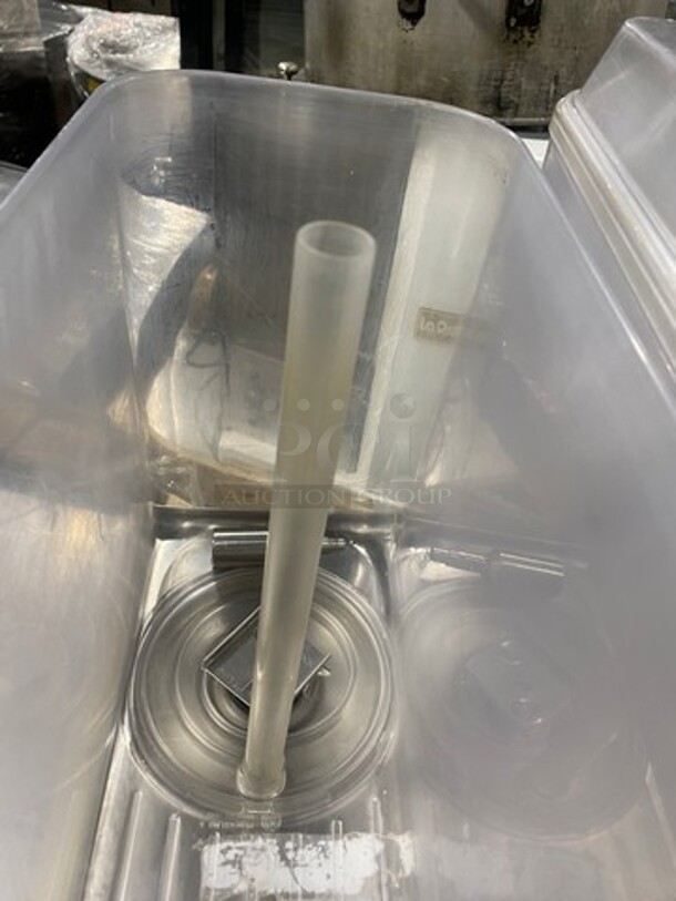 Crathco 2 Head Counter Top Refrigerated Juice Dispenser! Model D25-4 Serial T209331! 115V 1 Phase! - Image 5 of 7