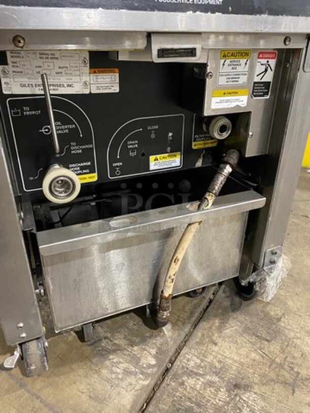 WOW! Giles Electric Powered Heavy Duty Open Fryer! With Automatic Lift And Basket! With Oil Filter System! Model: GEF400 SN: A909240817 208V 60HZ 3 Phase - Image 7 of 10