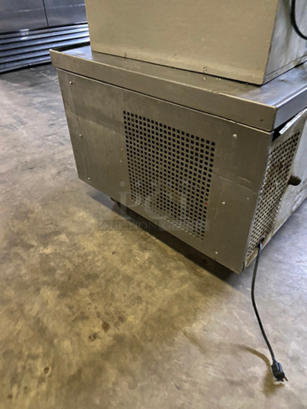 True Commercial Refrigerated 4 Drawer Chef Base! All Stainless Steel! Model: TRCB72 SN: 5291913 115V 60HZ 1 Phase - Image 4 of 8