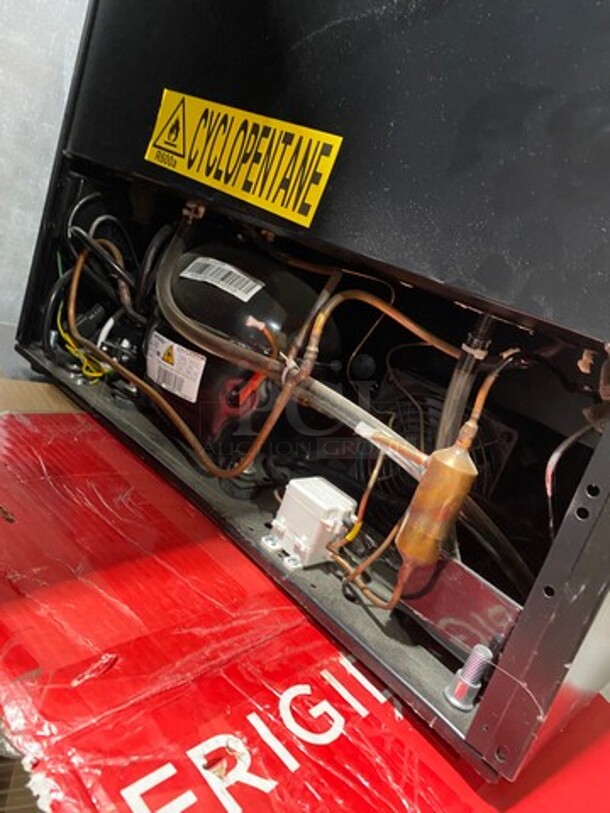 NEW! OUT OF THE BOX! SCRATCH-N-DENT! Whynter French Door Dual Zone Wine And Beer Can Cooler! With Through Doors! Wooden Wine Racks And Metal Racks! 20 Wine Bottle Capacity, 60 Beer Can Capacity! Model: BWB2060FDS - Image 7 of 8