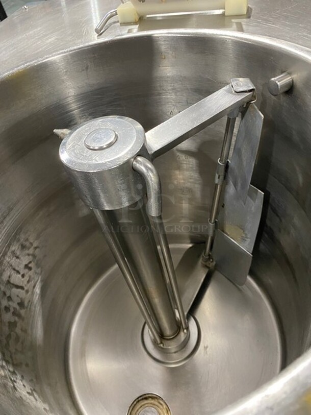 FAB! Carpigiani Commercial Floor Style Gelato Cream Cooker/Pasteurizer! All Stainless Steel! Model PASTOCREMA 55 SN: 387735! 220V 3 Phase! On Casters! - Image 6 of 11