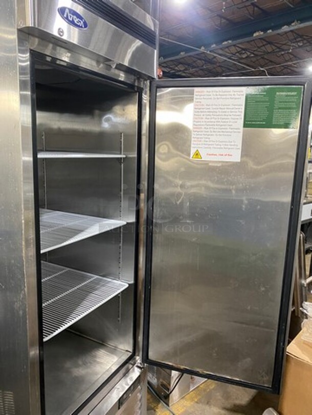 Atosa Commercial Single Door Reach In Cooler! With Poly Coated Racks! All Stainless Steel! On Casters! Model: MBF8505GR SN: MBF8505GRAUS100318082200C40028 115V 60HZ 1 Phase - Image 6 of 9