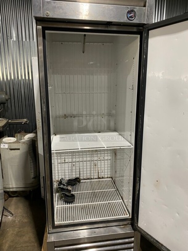 Great True Commercial Single Door Reach In Freezer! Solid Stainless Steel! With Casters! WORKING WHEN REMOVED! Model: T23F SN: 8013160 115V 60HZ 1 Phase - Image 5 of 10