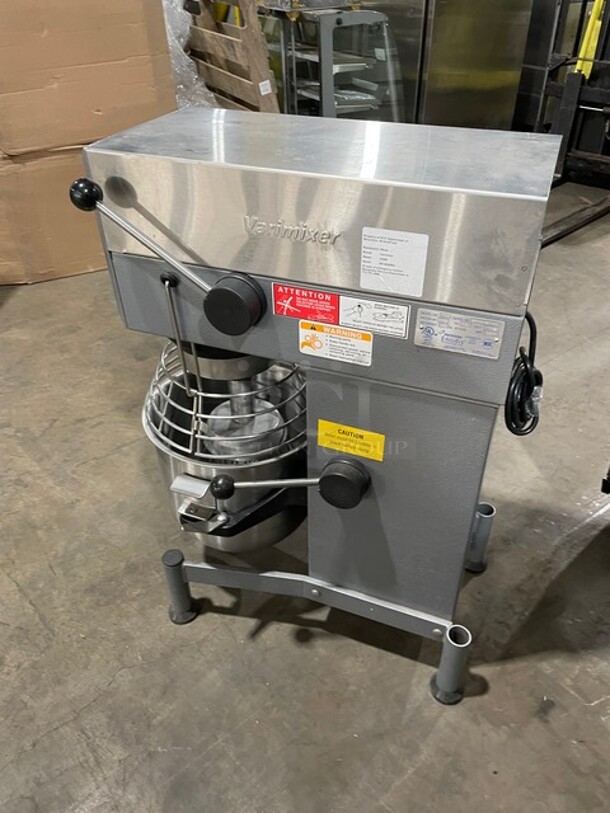 GREAT! Varimixer Commercial 20Quart  Countertop Food Mixer! With Bowl Guard! With Whisk Attachment! With Stainless Steel Mixing Bowl! 115V 1 Phase! Model: W20 SN:8015050001! Working When Removed!  - Image 4 of 9