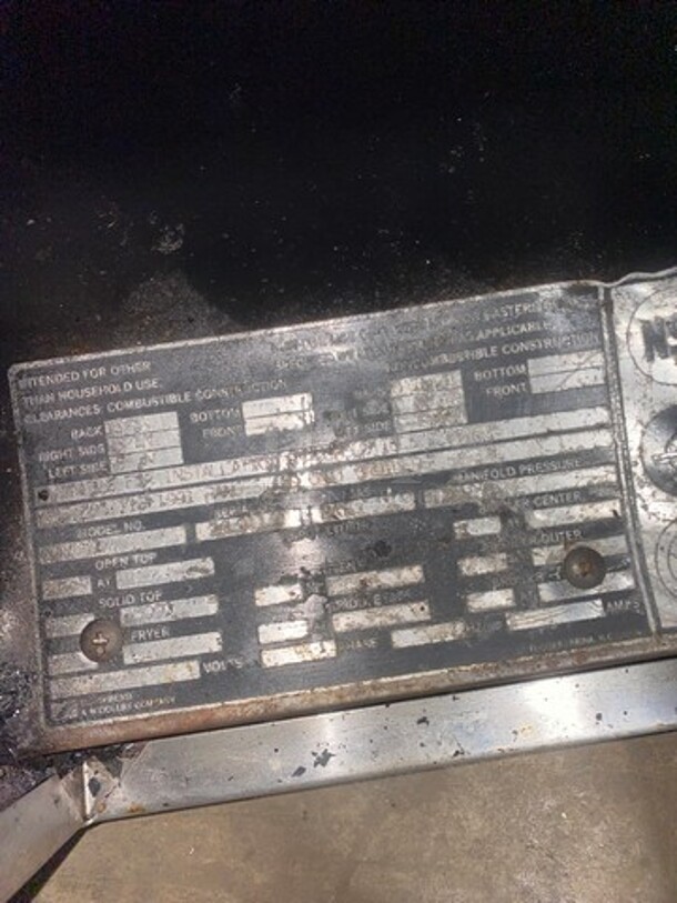 WOW! Southbend Commercial Natural Gas Powered 4 Burner Stove With Left Side French Top/ Hot Plate Combo! With Oven Underneath! With Small Single Door Storage Space! All Stainless Steel! - Image 10 of 12