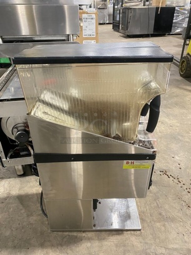 Bunn Commercial Countertop Dual Coffee Bean Grinder Machine! Stainless Steel Body! Model: MHG SN: MHG0017267 120V 60HZ 1 Phase - Image 3 of 8